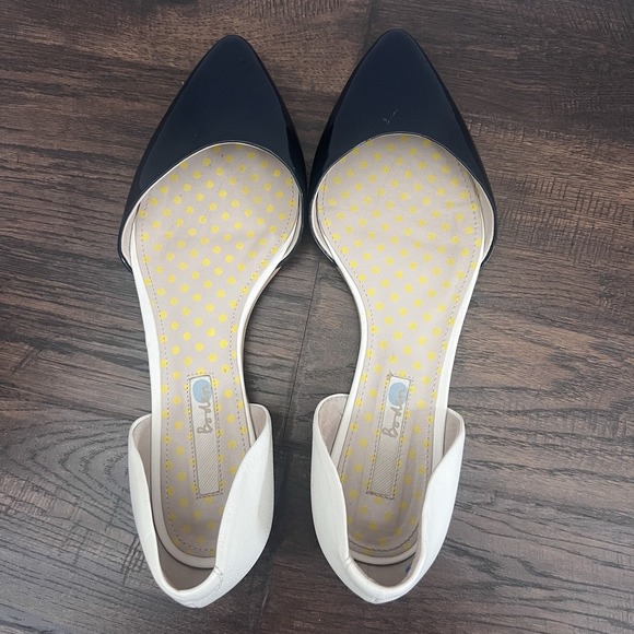 Boden Cleo D'orsay Flats 39.5 8.5 9 Blue Tan Patent Leather Shoes Classic Office - Picture 2 of 11